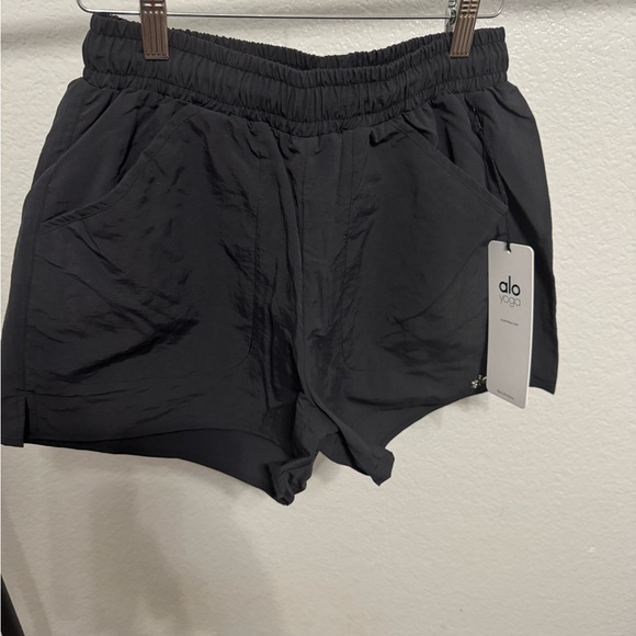 ALO Yoga Women's Charcoal Athletic Shorts - Picture 1 of 1